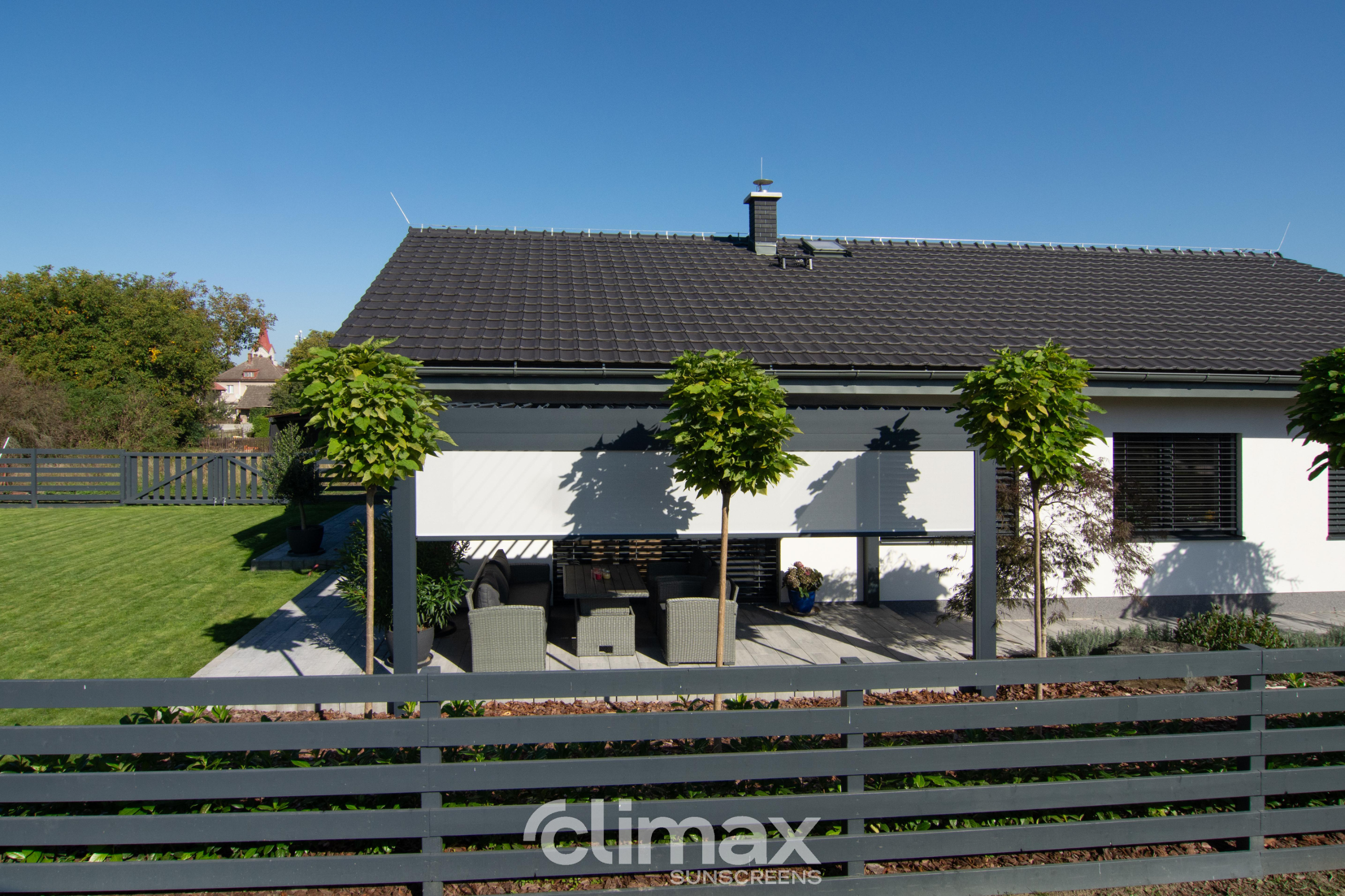 lamelino-pergola-unirol-z-screen-2024-09-climastyl (7)
