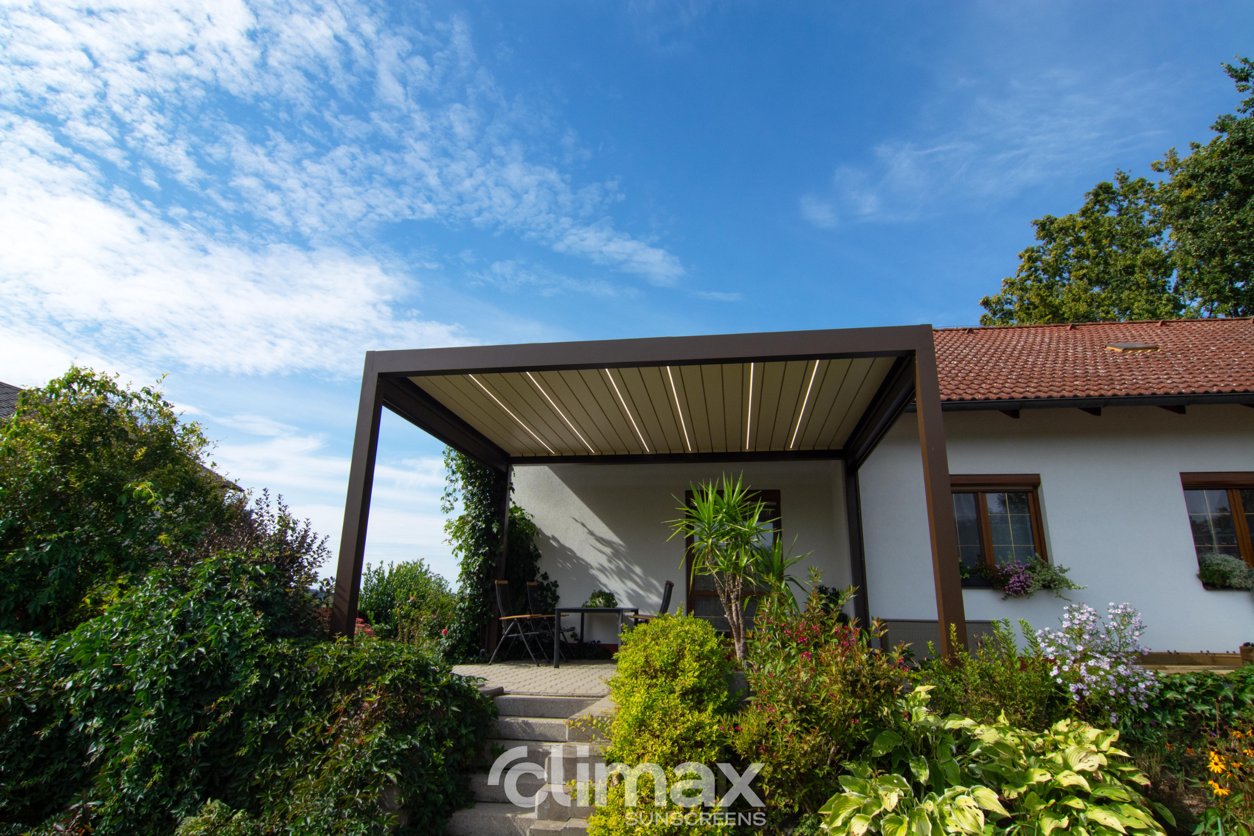 lamelino-pergola-unirol-z-screen-2025-09-maravec-group (15)