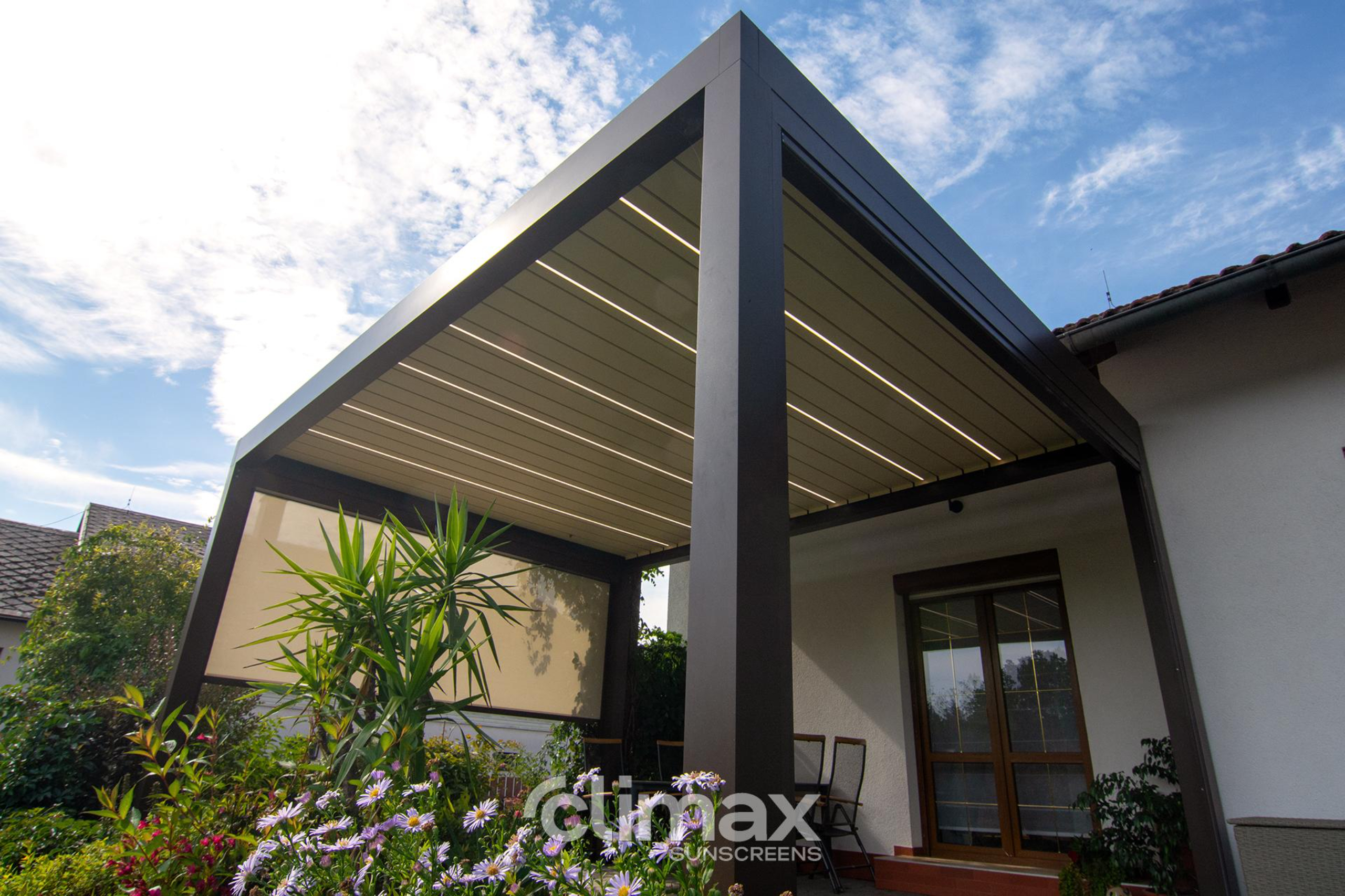 lamelino-pergola-unirol-z-screen-2025-09-maravec-group-m (5)